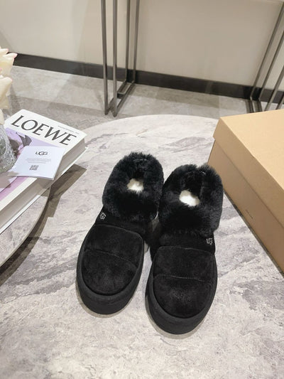 Ugg Black November 23