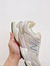 9060 New Balance BEIGE LOWBACK