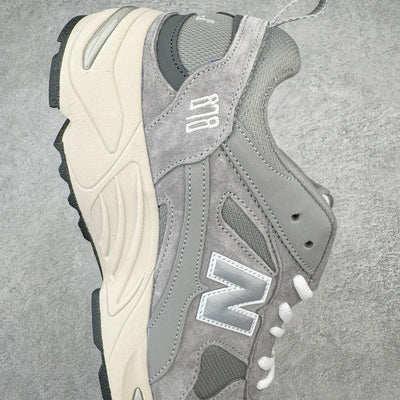 NEW BALANCE 878 grey